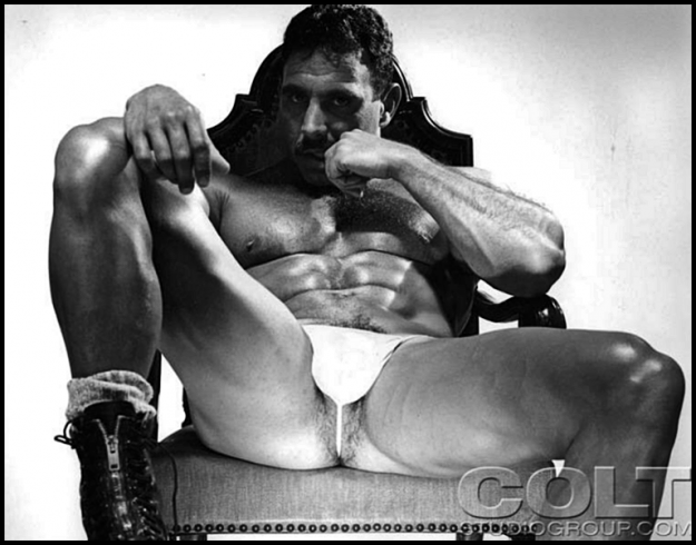 G-String Picture No 8
