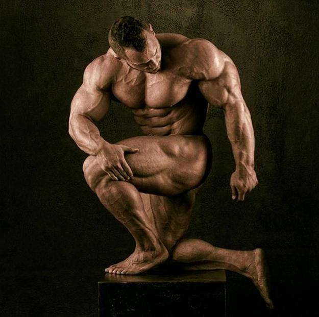 like a living Statue!