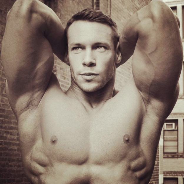 ANTON ANTIPOV - BODYBUILDER, FITNESS, PERSONAL TRAINER.