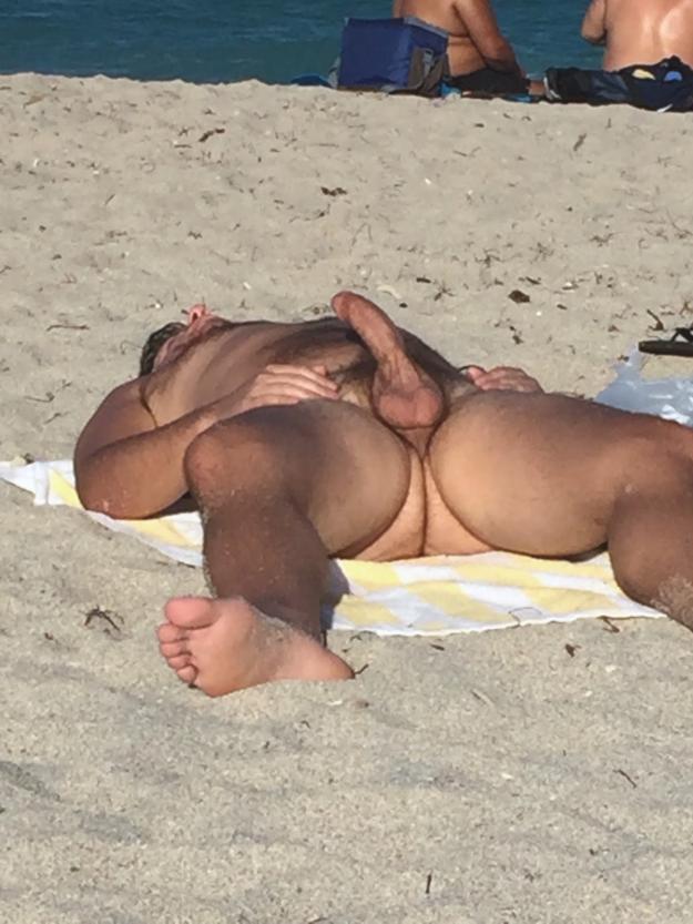 Hardon at nude beach