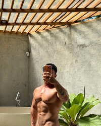 photo-thumb