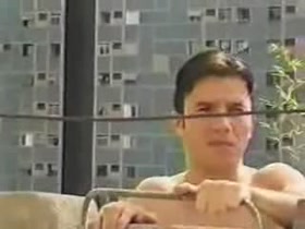 Thumb 1
