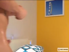 Thumb 12
