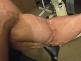 Thumb 12