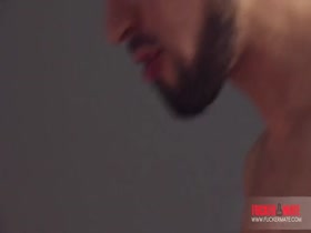 Thumb 16