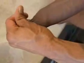 Thumb 6