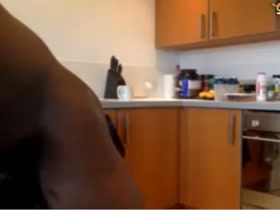 Thumb 9