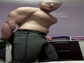 Thumb 11