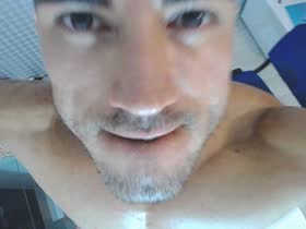 Thumb 16