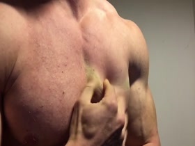 Thumb 12
