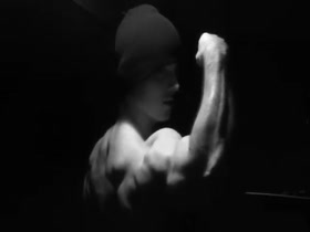 Thumb 16