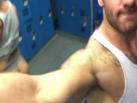 Thumb 9