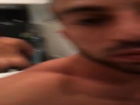 Thumb 16