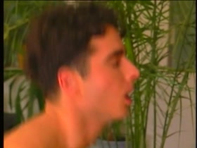 Thumb 16
