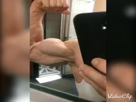 Thumb 9
