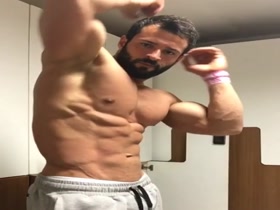 Thumb 1
