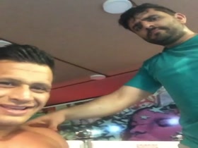 Thumb 11