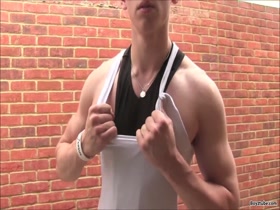 Thumb 4
