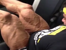 Thumb 6
