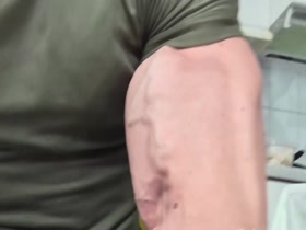 Thumb 12