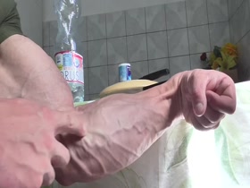 Thumb 15