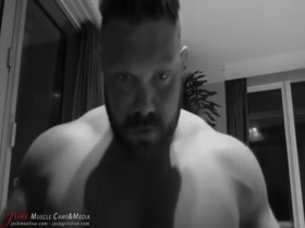 Thumb 16