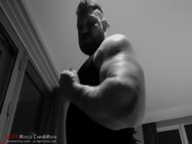 Thumb 9