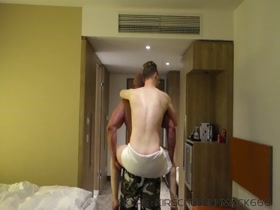 Thumb 11