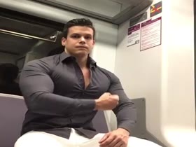 Thumb 12