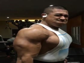 Thumb 11