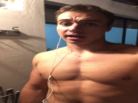 Thumb 12
