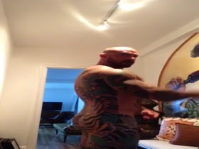 Thumb 12
