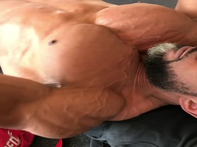 Thumb 16