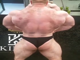 Thumb 12