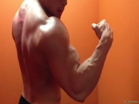 Thumb 7