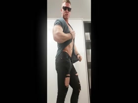 Thumb 11
