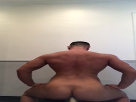 Thumb 4