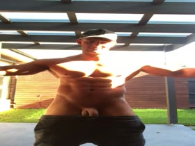Thumb 11
