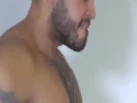Thumb 16