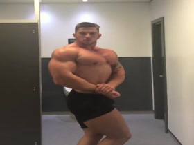 Thumb 11