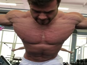 Thumb 16