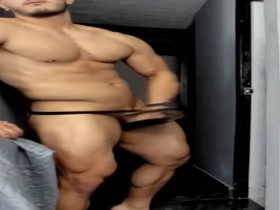 Thumb 16