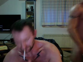 Thumb 16