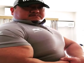 Thumb 2