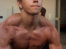 Thumb 16