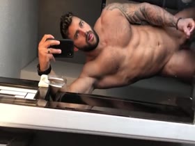 Thumb 10