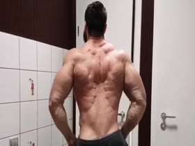 Thumb 18
