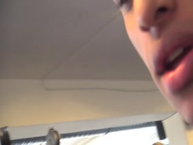 Thumb 10