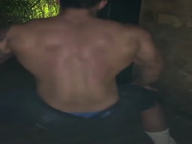 Thumb 14