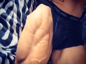 Thumb 7